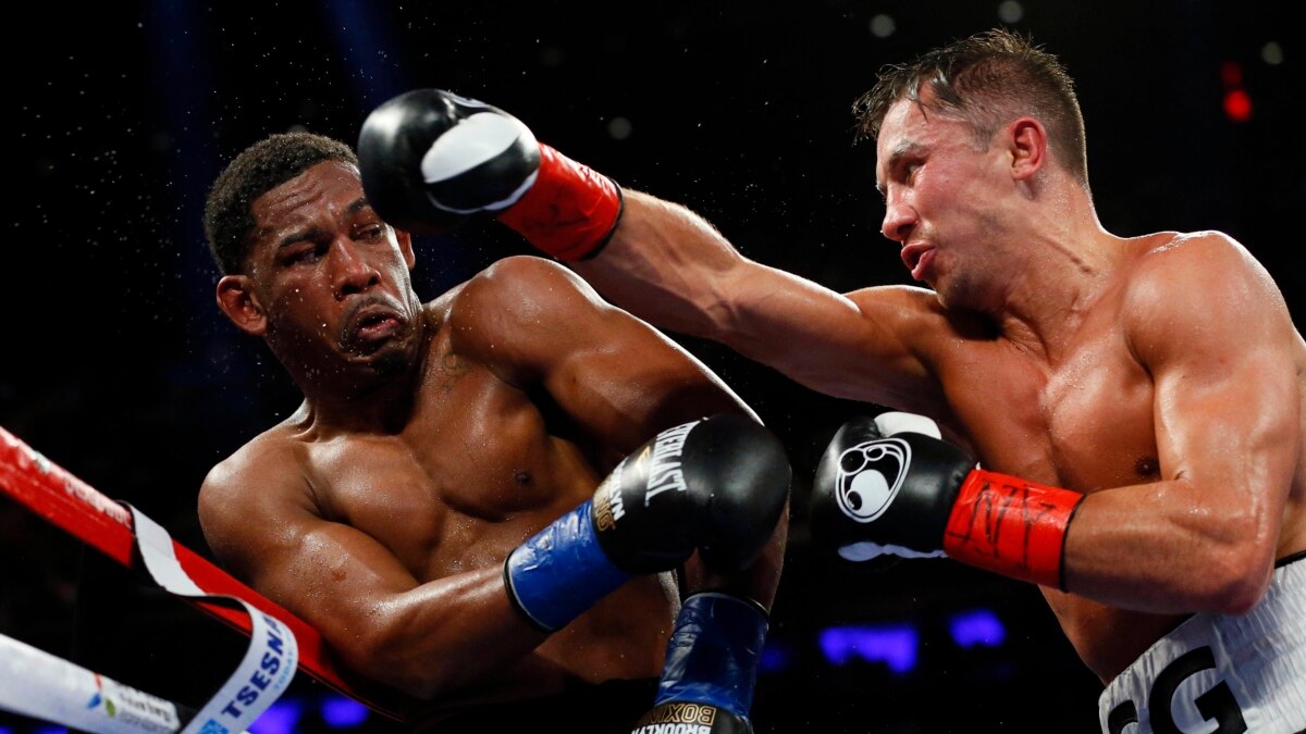 Kazakh Boxer Golovkin Wins Unanimous Decision For New Middleweight Title