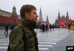 Ukrainian lawmaker Oleksiy Honcharenko on a visit to Moscow in March 2015, where he took part in a parade to honor slain Russian oppositonist Boris Nemtsov.