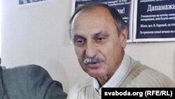 Валеры Ўхналёў