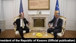 Eliot Engel i Hašim Tači 