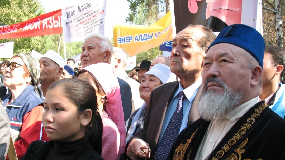 Жыныстық қатынас үшін 3 серіктес