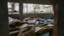 Radovi na izgradnji novog objekta Hitne pomoći Univerzitetskog kliničkog centra Kosova započeli su 2016. godine i bilo je planirano da budu završeni u roku od tri godine. Međutim, izgleda da ništa nije išlo prema planu.