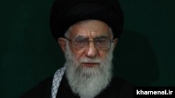 تداوم اصرار خودمحورانه رهبر جمهوری اسلامی برای حفظ پرستیژش به جای تمرکز بر حل بحران، رو به رشد است؛ الگویی سابقه‌دار و پرهزینه.