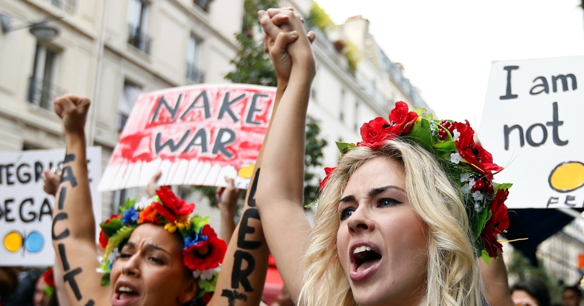 Femen Sends 'SOS Signal' To Davos