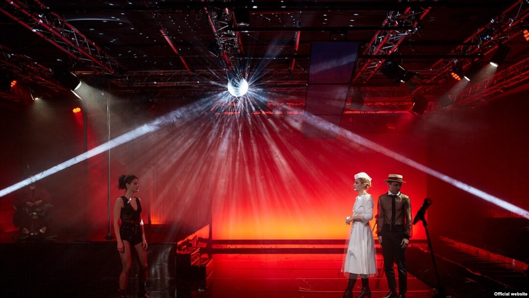  FNT 2019,Delirium, Teatrul Odeon (foto Adrian Bulboacă)