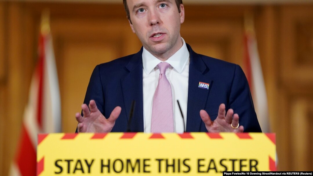 Ministar zdravlja Velike Britanije Mat Henkok na konferenciji u Dauning stritu u Londonu 10. aprila