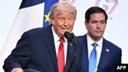 Predsednik SAD Donald Tramp na konferenciji za novinare s državnim sekretarom SAD Markom Rubijem tokom samita G7 u Evijanu, Francuska, 17. jun 2026.