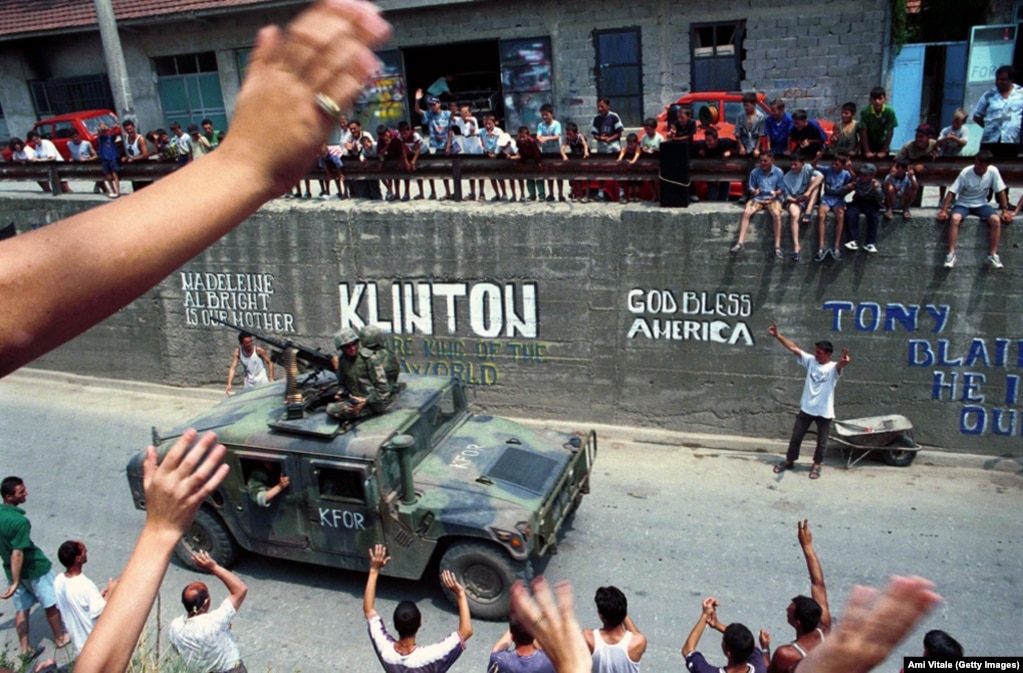 Hyrja e trupave të NATO-s në Kosovë. Qershor, 1999.