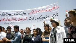 جانب من المظاهرة الاحتجاجية ضد قصف الاجيش الايراني مناطق حدودية من اقليم كوردستان