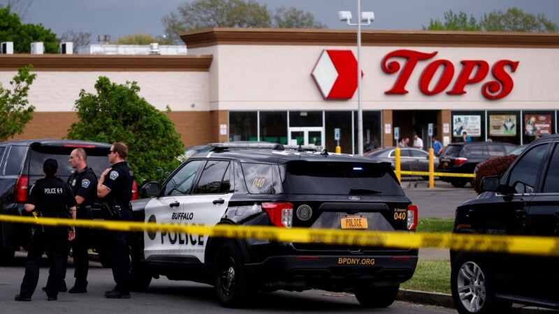 Десетмина убиени во расно мотивирано пукање во градот Бафало во САД