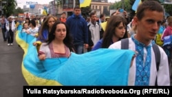 Resident of Dnipropetrovsk take part in a pro-Ukraine rally earlier this month.