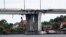 Двамата са атакувани край Антоновския мост на река Днепър, който свързва град Херсон с района на левия бряг, и беше частично разрушен от руските сили през 13 септември 2022 г.  