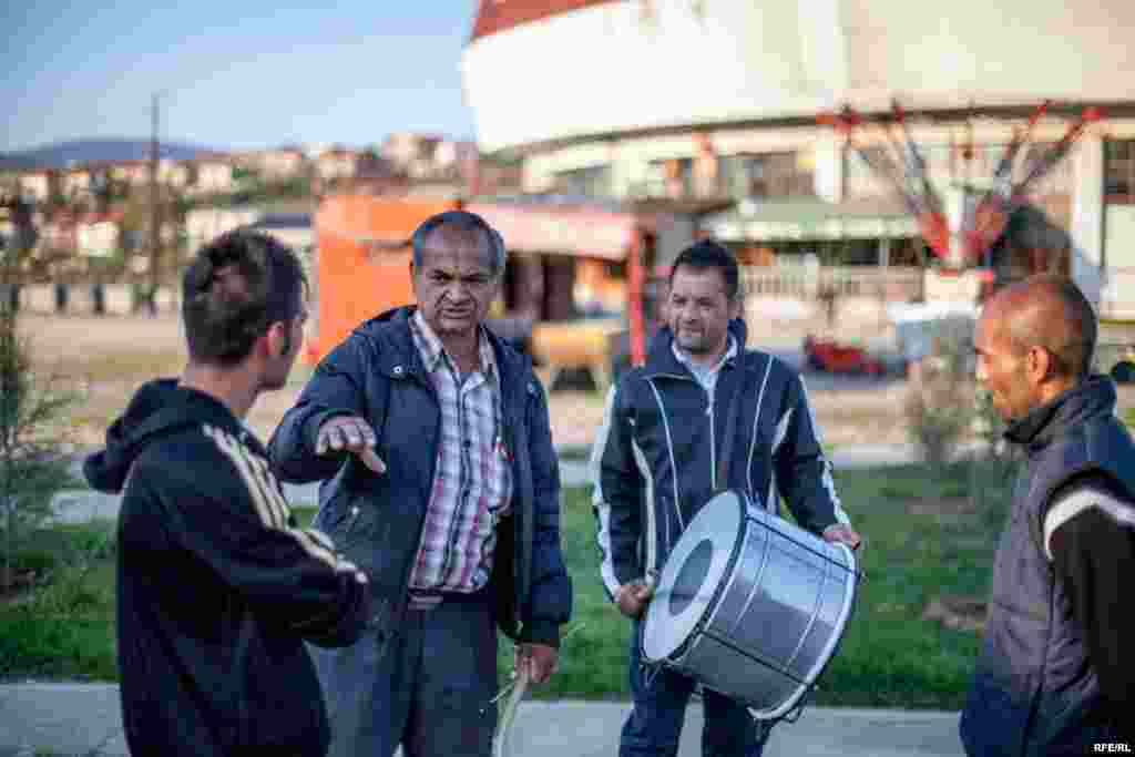 The Drummers Of Macedonia's Semka Band #7