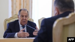 Orsýetiň daşary işler ministri Sergeý Lawrow Ukrainanyň prezident Wladimir Putiniň rezidensiýalarynyň birini nyşana alandygyny öňe sürdi.