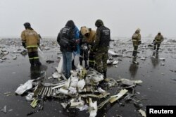 Обломки "Боинга-737" после катастрофы в Ростове-на-Дону, 19 марта 2016 года