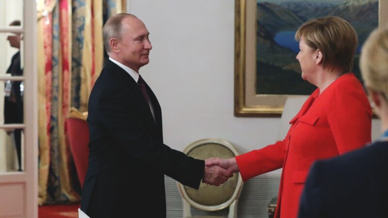 Меркель на саммите G20 призвала Путина «обеспечить свободное судоходство» в Азовском море