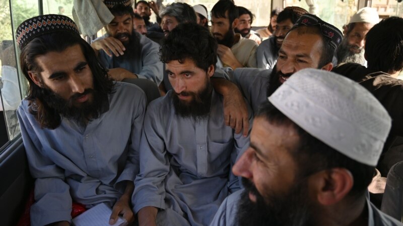 Еще сотни людей освобождены в рамках афгано-талибского обмена пленными