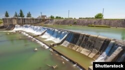 Ілюстраційне фото. Слабке місце західних міст України – гірські ріки (на фото: ріка Бистриця, Івано-Франківськ)