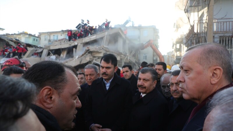 Erdoan posjetio Elazig pogođen zemljotresom