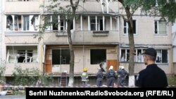 На місці вибуху у житловому будинку у Києві, 26 липня 2017 року