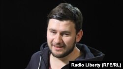 Ёзувчи Дмитрий Глуховский