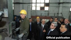 Armenia -- President Serzh Sarkisian visits a metallurgical enterprise in Yerevan, 8Apr2011.