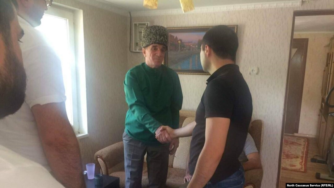 В поддержку Руслана Гвашева выступили руководители общественных организаций, партий и движений Абхазии