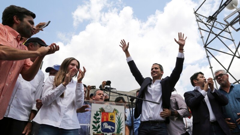 Венесуэланын бийлиги америкалык журналист Коди Уэддлди өлкөдөн чыгарды