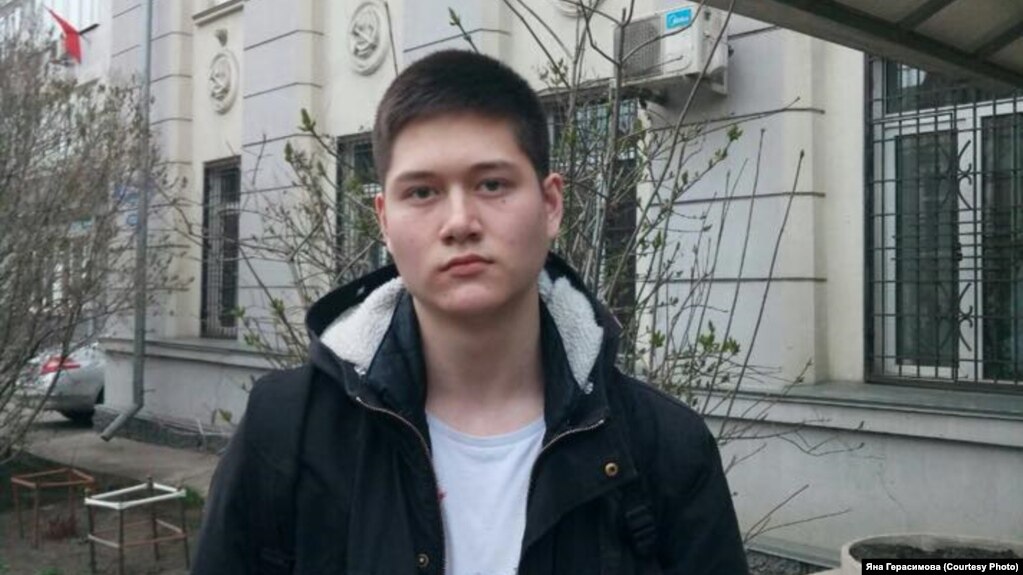 48643CF7-0436-4FA4-946C-EFCA9C907BCE_cx0