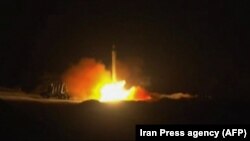 Запуск Ираном ракет