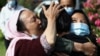 Франция эвакуацияланган оогандыктарга медициналык камсыздандырууну кезексиз берет