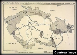 Mapa iz Minhenskog sporazuma iz 1938. godine; osenečni delovi su oduzeti Čehoslovačkoj i dati Nemačkoj