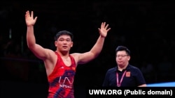 Сүрөттө: Эркин күрөш боюнча Азия чемпионатынын коло байгесинин ээси Жакшылык Байташов. 11-апрель, 2026-жыл