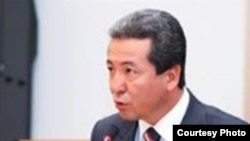 Адахан Мадумаров.