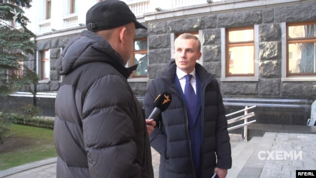 Вперше суддя Бойко пояснив журналістам, що приходив на Банкову як член відповідної комісії