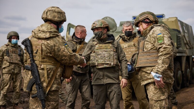 تخمین اتحادیه اروپا؛  «۱۵۰ هزار نظامی» روسيه در مرزهای اوکراین مستقر شده‌اند