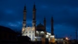 мечеть, кладбище, Назрань, Ингушетия / mosque, cemetery, Nazran, Ingushetia