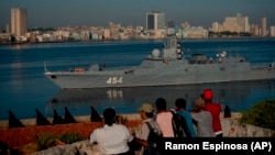 Фрегат ВМФ Росії «Адмірал Горшков» прибуває в порт Гавани в червні 2019 року (архівне фото)