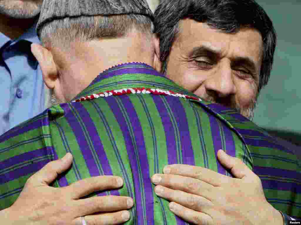 کرزی 2010