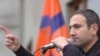 Nikol Pashinian speaks to opposition supporters.