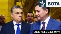 Kryeministri në largim i Hungarisë, Viktor Orban, dhe ish-kryeministri i Maqedonisë së Veriut, Nikolla Gruevski. Nëntor, 2015.