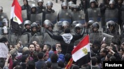 Каир, столкновения полиции и демонстрантов