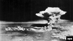 Хиросимадаги атом бомбаси портлаши (архив сурати)
