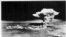 O fotografie publicată de Muzeul Memorial al Păcii din Hiroshima arată explozia cauzată de bomba atomică în orașul japonez, fotografiată de armata SUA, pe 6 august 1945.