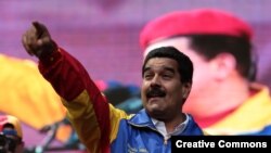 نیکلاس مادورو، رئیس جمهور ونزوئلا به خاطر شرایط اقتصادی کشور احتمال دارد که این انتخابات را به مخالفان خود ببازد