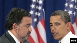 Раисҷумҳури мунтахаби Амрико Барак Обама ва вазири тиҷорат дар ҳукумати нав Бил Ридчардсон