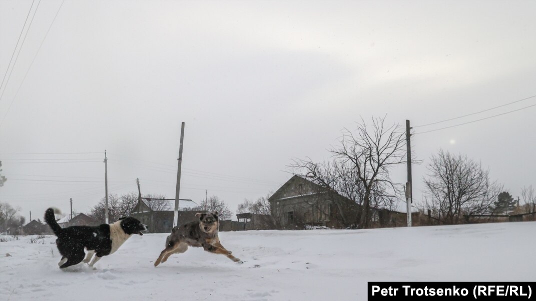 Жетілген секс Жас пәк қыздың алғашқы жыныстық қатынасы туралы порно көру