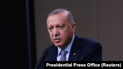 رجب طیب اردوغان د نیول شویو ښځو په اړه د نورو جزئیاتو له ورکولو او د هغوی د نومونو له څرګندولو ډډه وکړه.