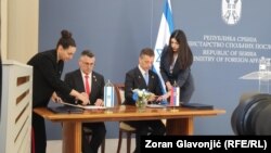 Ministri Gideon Sar i Marko Đurić potpisuju dokumente o saradnji Srbije i Izraela, Beograd, 30. septembar 2025.