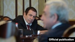 Armenia - Businessman Gagik Tsarukian attends a meeting between President Serzh Sarkisian and Armenian parliament leaders in Yerevan, 12Jan2018. 